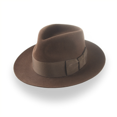 Fedora da uomo marrone anni '40 in pelliccia pregiata, con retro in pendenza, The Savoy